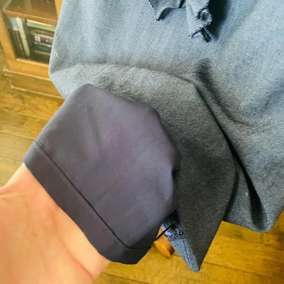 Banana Republic women’s sleeveless ruffle chambray blouse 95% wool SZ 0 blue - Picture 8 of 10